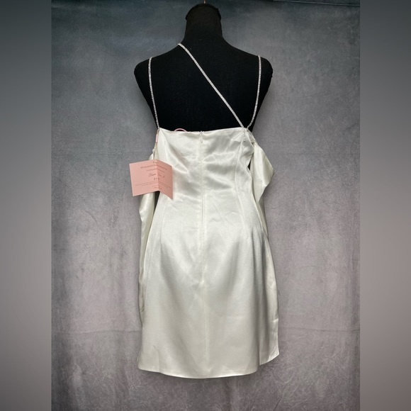 NANA JACQUELINE Alissa Cold Shoulder Dress White size medium - Picture 8 of 12
